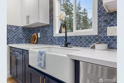 10101 Ainsworth Ave S, Tacoma, WA 98444 - Photo 8