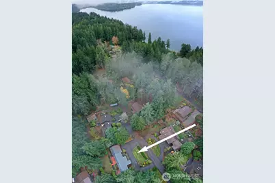 13392 Hidden Cove Lane NE, Bainbridge Island, WA 98370 - Photo 2