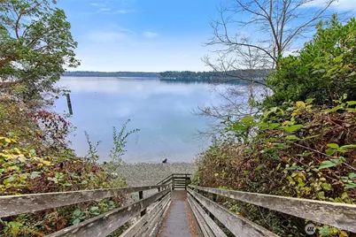 13392 Hidden Cove Lane NE, Bainbridge Island, WA 98370 - Photo 36