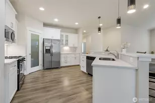 627 S 166th St, Spanaway, WA 98387 - Photo 14