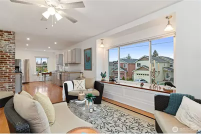 1202 Broadway Avenue, Bremerton, WA 98337 - Photo 6