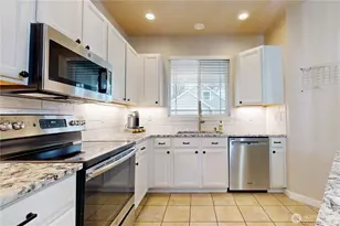 891 SE Larkspur Pl, College Place, WA 99324 - Photo 14