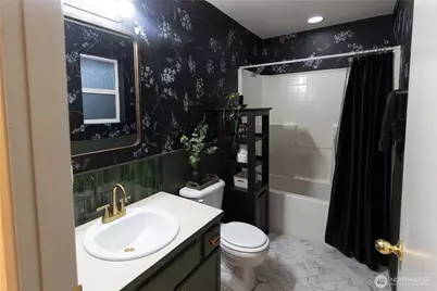 1524 E 200th Street Ct, Spanaway, WA 98387 - Photo 10