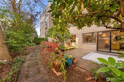 912 3rd Avenue W #101, Seattle, WA 98119 - Photo 24