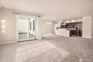 11004 NE 11th St, Bellevue, WA 98004 - Photo 6