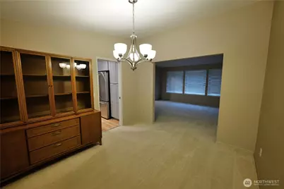 4918 159th Place SE, Bellevue, WA 98006 - Photo 6