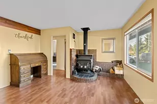 206 E Vashon Ave, Port Angeles, WA 98362 - Photo 14