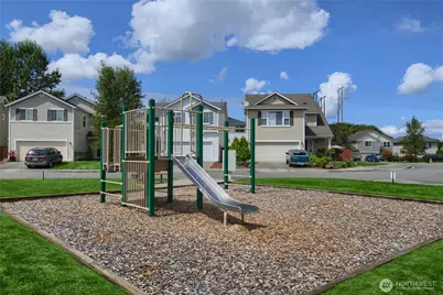 166 Glennwood Place SE, Renton, WA 98056 - Photo 26