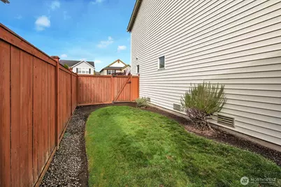 166 Glennwood Place SE, Renton, WA 98056 - Photo 20