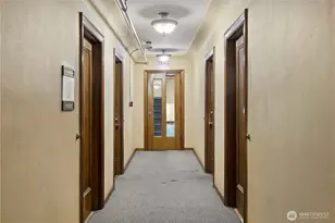 409 10th Ave E, Seattle, WA 98102 - Photo 10