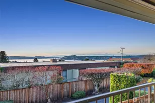 7654 19th St W, Tacoma, WA 98466 - Photo 2