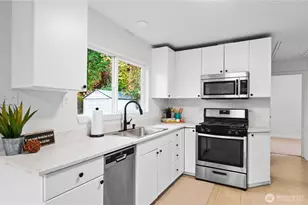 7552 21st Ave SW, Seattle, WA 98106 - Photo 14