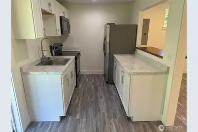 7041 E Washington Street, Port Orchard, WA 98366 - Photo 6