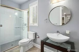 2 Crescent Key SE, Bellevue, WA 98006 - Photo 30