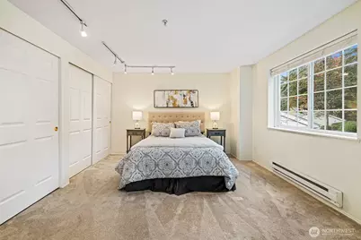 1692 118th Avenue SE #A203, Bellevue, WA 98005 - Photo 16