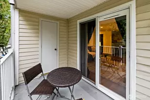 1692 118th Ave SE, Bellevue, WA 98005 - Photo 32