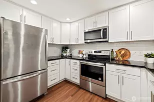 1692 118th Ave SE, Bellevue, WA 98005 - Photo 8