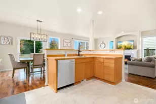 17608 106th St E, Bonney Lake, WA 98391 - Photo 8