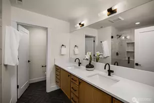 807 W Armour St, Seattle, WA 98119 - Photo 24