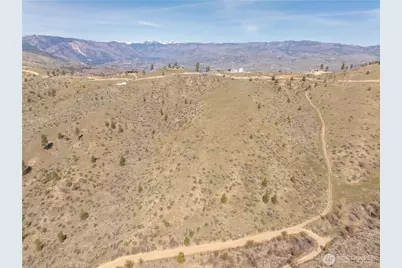 295 Hawks Ridge Road, Chelan, WA 98816 - Photo 16