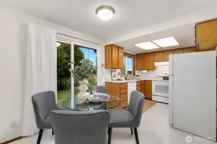 12903 SE 160th St, Renton, WA 98058 - Photo 6