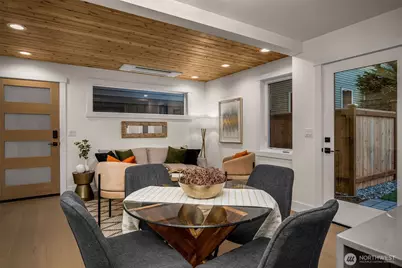 809 W Armour Street, Seattle, WA 98119 - Photo 8