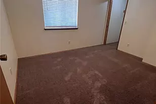 5624 Wisteria Ln NE, Bremerton, WA 98311 - Photo 8