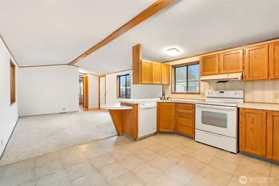 7300 32nd Avenue NE #1, Olympia, WA 98516 - Photo 4