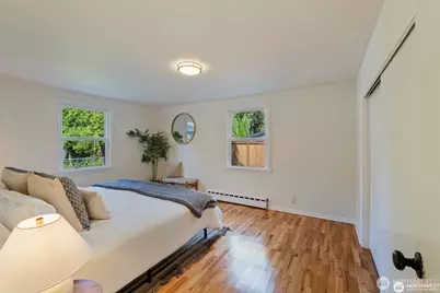 10340 39th Avenue NE, Seattle, WA 98125 - Photo 20