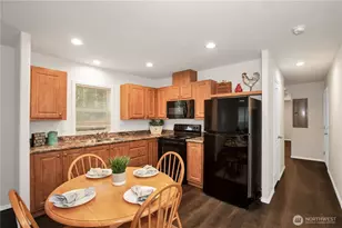 70 SE Carpenter Dr, Shelton, WA 98584 - Photo 6