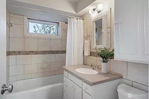 7038 52nd Ave NE, Seattle, WA 98115 - Photo 26