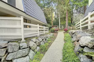 9900 NE 124th St, Kirkland, WA 98034 - Photo 2