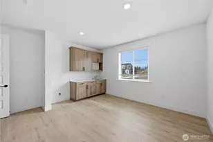 20421 Mystic Pl E, Bonney Lake, WA 98391 - Photo 8