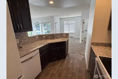 23512 55 Avenue S #16, Kent, WA 98032 - Photo 6