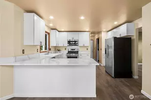 7613 Katie St NW, Olympia, WA 98502 - Photo 8