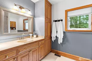 27610 111 Ave SE, Kent, WA 98030 - Photo 16