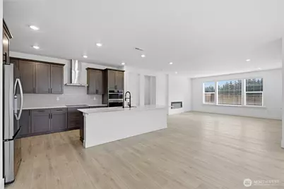 20431 Myrtle Place E, Bonney Lake, WA 98391 - Photo 4