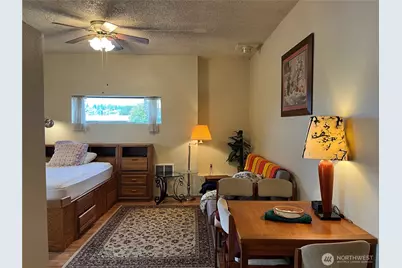 22504 8th Avenue S, Des Moines, WA 98198 - Photo 2