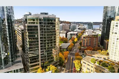 820 Blanchard Street #1301, Seattle, WA 98121 - Photo 28