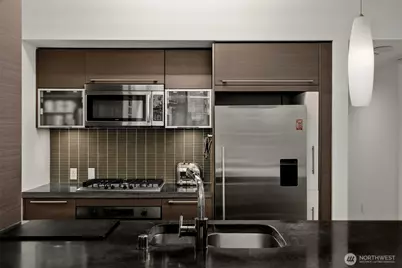 820 Blanchard Street #1301, Seattle, WA 98121 - Photo 14