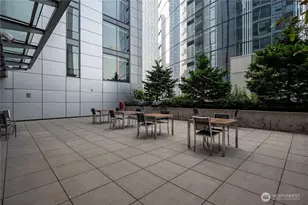 820 Blanchard St, Seattle, WA 98121 - Photo 24