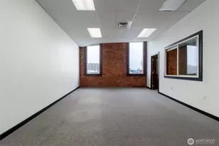 38 E Main St, Walla Walla, WA 99362 - Photo 6