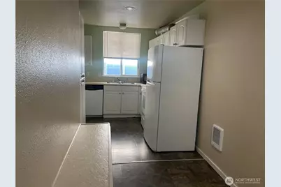 220 W 4th Street, Aberdeen, WA 98520 - Photo 18