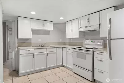 10456 47th Avenue S, Tukwila, WA 98178 - Photo 24