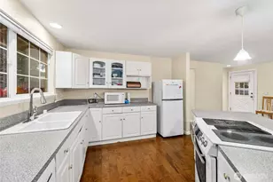 1307 Yakima St NE, Olympia, WA 98516 - Photo 6
