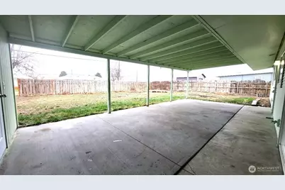 8910 Travis Drive #B, Moses Lake, WA 98837 - Photo 18