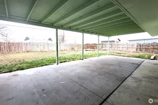 8910 Travis Dr, Moses Lake, WA 98837 - Photo 18