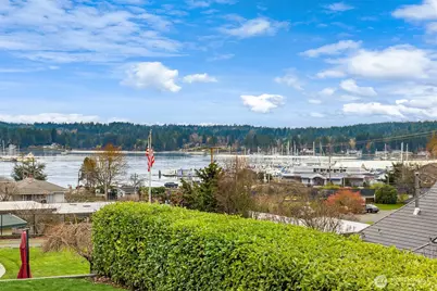 649 NE Sommerseth Street, Poulsbo, WA 98370 - Photo 4