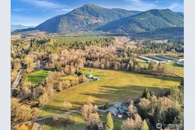 10029 Warfield Road, Sedro Woolley, WA 98284 - Photo 14