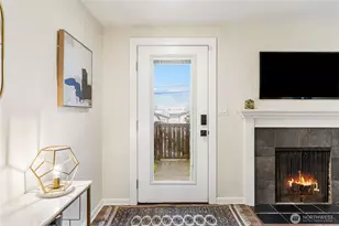 9018 14th Ave SW, Seattle, WA 98106 - Photo 2